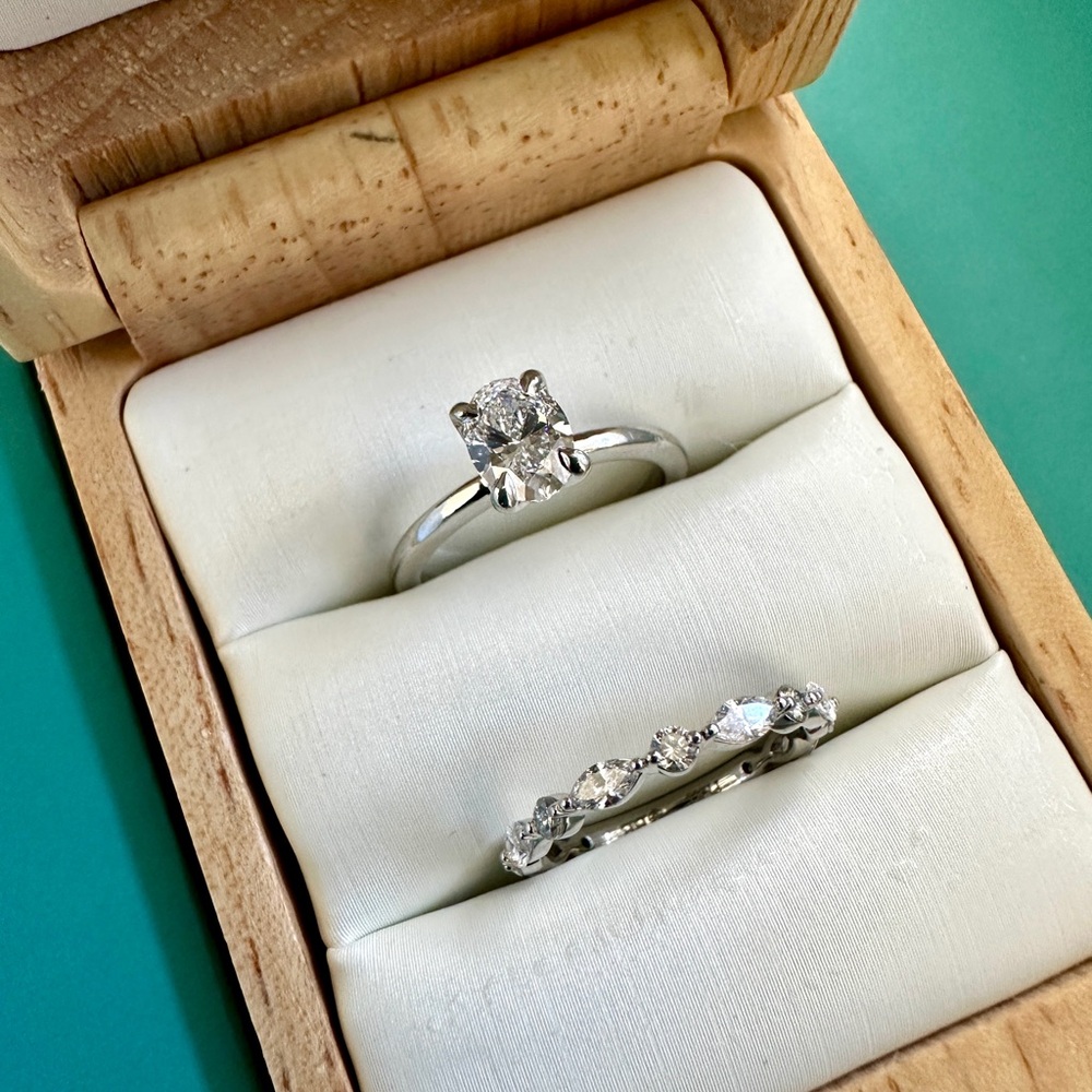 Brilliant Earth Engagement ring ONLY - Picture 3 of 8